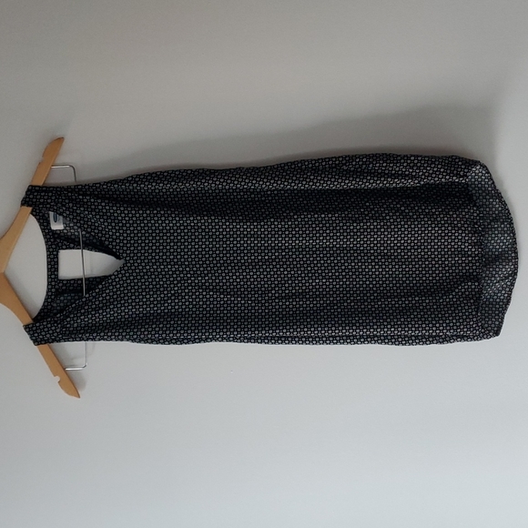 Old Navy Sleeveless Top - Size XS - Picture 1 of 11